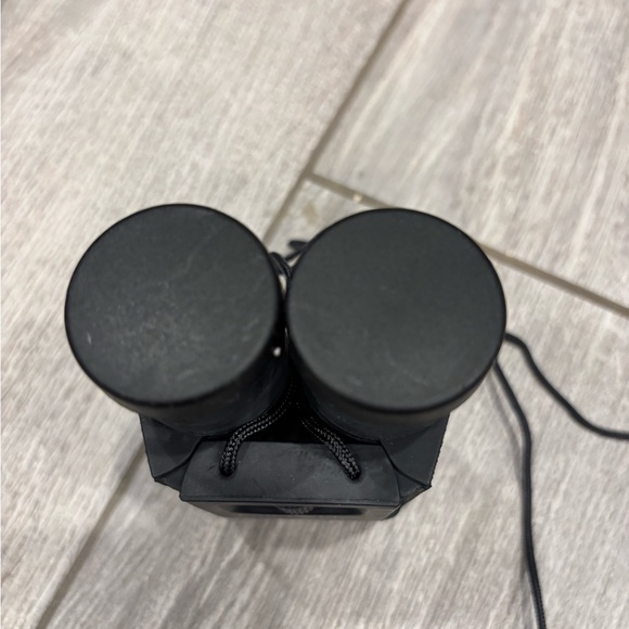 Vintage Japan Minolta Pocket 9x24 Multi Coated 5.7 Binoculars w/ Case - Picture 6 of 6